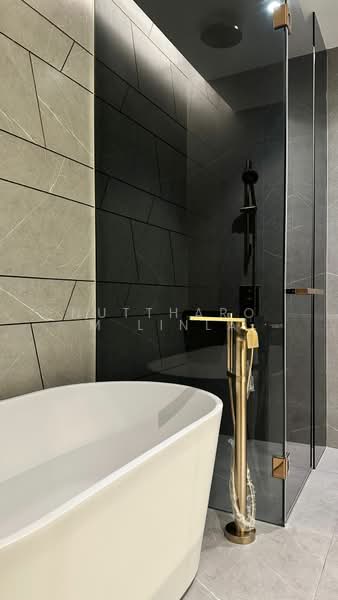 The Estelle Phrom Phong, Bangkok, 131 Soi Sukhumvit 26, Khong Tan, Khlong Toei, Bangkok, 2 Bedrooms, 100 sqm, Condo For Sale, by Nuttharom Linla , 500192703 - DDproperty.com