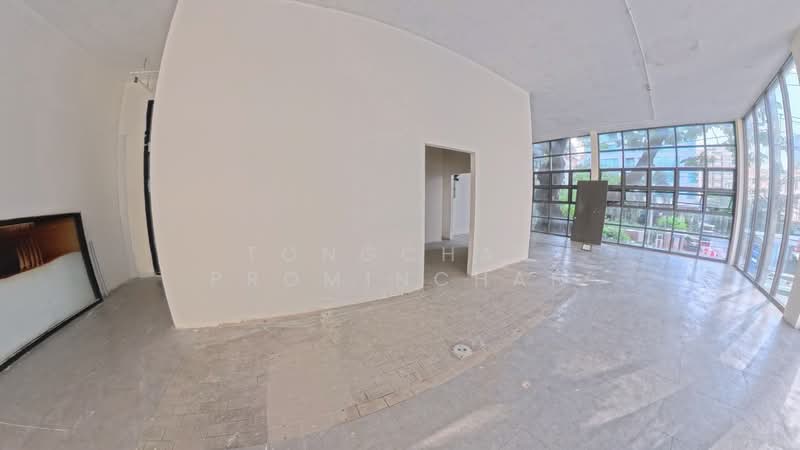 For Rent - Bservaproperty Virtual Tour 360 Premium Commercial Space in the Heart of Sukhumvit-Asoke, Bangkok