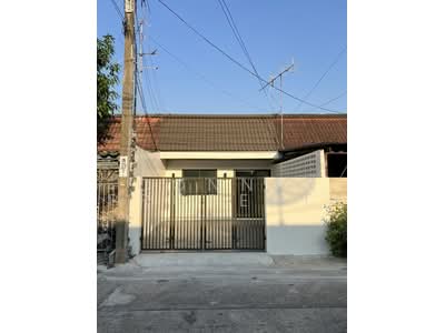 ขาย - ทาวน์โฮม เพชเกษม 53, กรุงเทพ