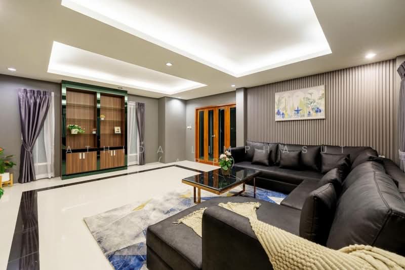 6 Bedroom 5 Bathroom 270 SQ.M. House In Pong, ชลบุรี, โป่ง, บางละมุง, ชลบุรี, 270 ตร.ม., บ้านเดี่ยว ให้เช่า, โดย Sathida Limphasut (App), 500192730 - DDproperty.com