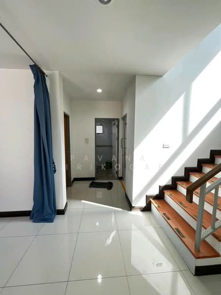 4-BR House, Bangkok, Chan Kasem, Chatuchak, Bangkok, 4 Bedrooms, 180 sqm, Single Detached House For Rent, by Pavana Sirikogar, 500192733 - DDproperty.com