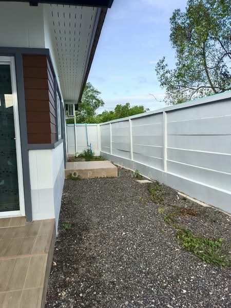 Single house for rent in a gated community in Ban Phru, Hat Yai. 135 sq.m., 2 bedrooms., Songkhla, Ban Phru, Hat Yai, Songkhla, 2 Bedrooms, 135 sqm, Single Detached House For Rent, by Rachen Nopsuwan, 500192787 - DDproperty.com