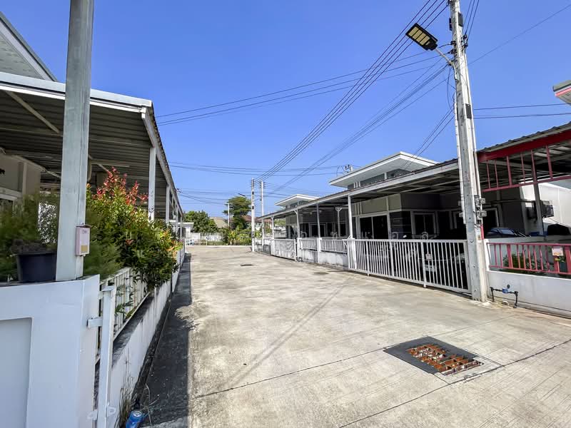 Single-story house, Nong Kham, Sriracha., Chon Buri (Pattaya), Surasak, Si Racha, Chon Buri (Pattaya), 2 Bedrooms, 69 sqm, Single Detached House For Sale, by บริษัท เอชแอล แอสเซท จำกัด, 500192791 - DDproperty.com