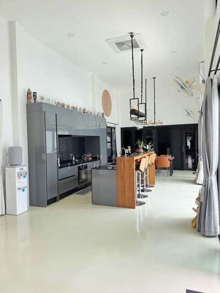 Pool Villa ให้เช่า โรงเรียนนานาชาติลานนา เพียง 10 นาที ค่าเช่า 100,000 บาท / เดือน No.14P016, เชียงใหม่, หางดง, หางดง, เชียงใหม่, 530 ตร.ม., บ้านเดี่ยว ให้เช่า, โดย Rutchaporn Tunsiri, 500192830 - DDproperty.com