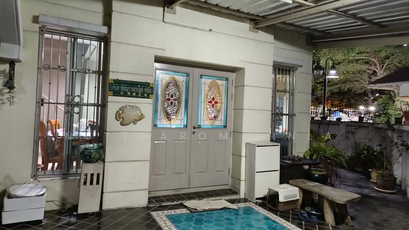 Baan Klang Krung Sathorn - North South Road : บ้านกลางกรุง สาทร-ถนนเหนือใต้, กรุงเทพ, บางโคล่, บางคอแหลม, กรุงเทพ, 564 ตร.ม., บ้านแฝด ขาย, โดย Nuttharom Linla, 500192842 - DDproperty.com