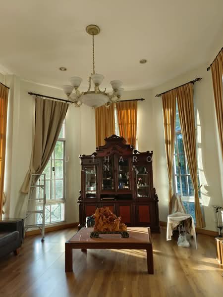 Baan Klang Krung Sathorn - North South Road, Bangkok, Bang Klo, Bang Kho Laem, Bangkok, 4 Bedrooms, 564 sqm, Semi-Detached House (Twin House) For Sale, by Nuttharom Linla, 500192842 - DDproperty.com