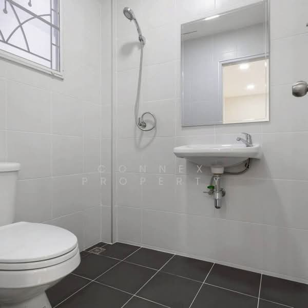 Lio Wongwaen-Pinklao, Nonthaburi, ถนนกาญจนาภิเษก (วงแหวนตะวันออก), Plai Bang, Bang Kruai, Nonthaburi, 3 Bedrooms, 130 sqm, Townhouse For Sale, by Connex Property, 500192849 - DDproperty.com