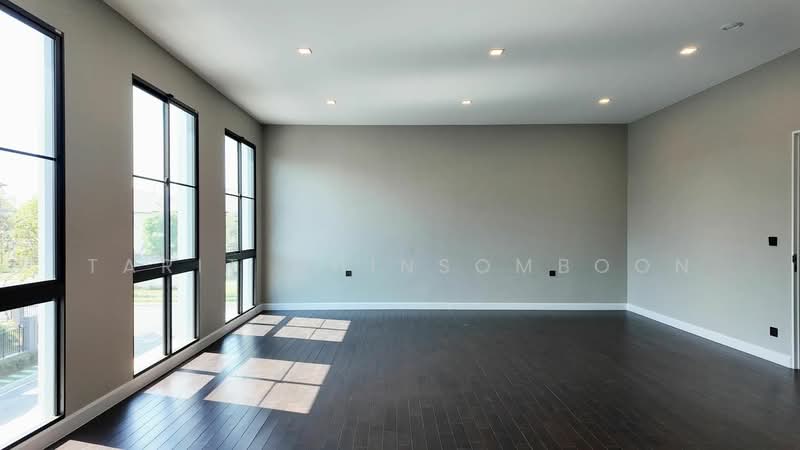 Grand Bangkok Boulevard Pinklao-Kanchana, Bangkok, Bang Ramat Rd, Bang Ra Mat, Taling Chan, Bangkok, 5 Bedrooms, 620 sqm, Single Detached House For Sale, by Tarit Chinsomboon, 500192856 - DDproperty.com