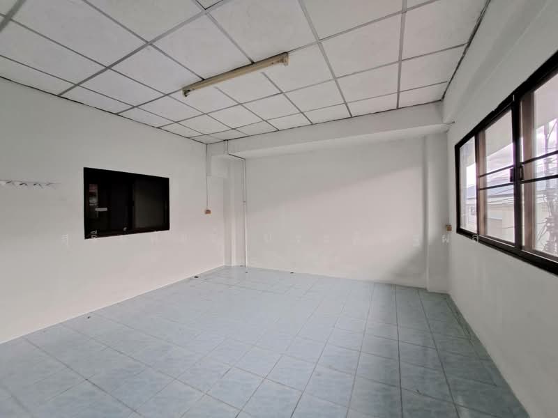 Factory/warehouse for rent near Ekachai Golf Course - Wat Pho Chae - Ekachai - Banbon, Samut Sakhon, เลียบคลองสี่วาตากล่อม, Bang Nam Chut, Muang Samut Sakhon, Samut Sakhon, , 400 sqm, Warehouse/Factory For Rent, by Sureepatch Praditthaphon, 500192884 - DDproperty.com