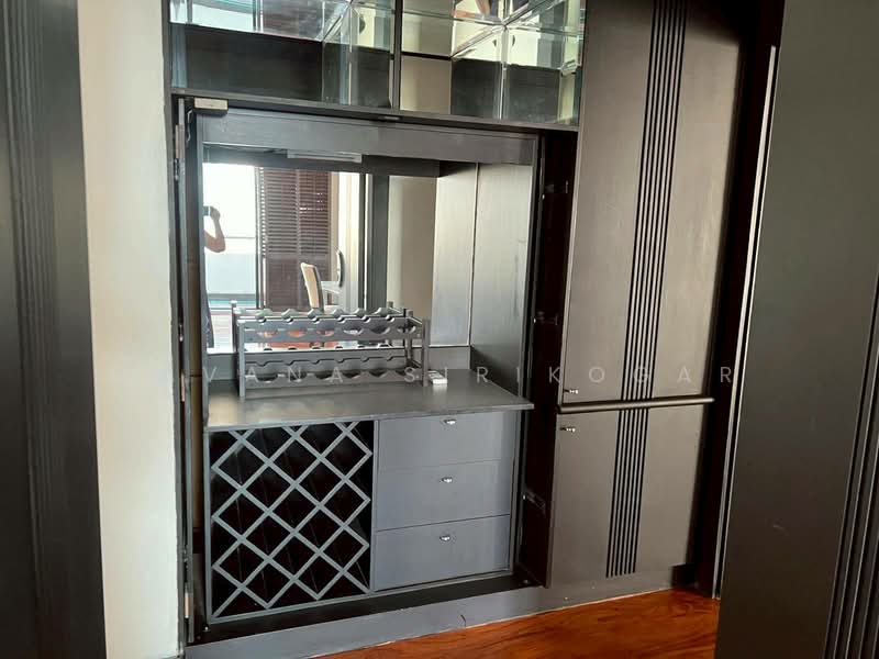 Kallista Mansion, Bangkok, 64 Soi Sukhumvit 11, Khlongtoei Nua, Watthana, Bangkok, 4 Bedrooms, 315 sqm, Condo For Rent, by Pavana Sirikogar, 500192887 - DDproperty.com