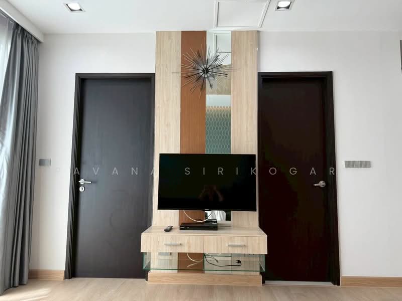 Sky Walk Residences, Bangkok, 1599 Sukhumvit Road, Phra Kanong Nua, Watthana, Bangkok, 1 Bedroom, 52 sqm, Condo For Rent, by Pavana Sirikogar, 500192892 - DDproperty.com