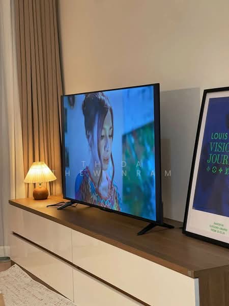 Sky Walk Residences, Bangkok, 1599 Sukhumvit Road, Phra Kanong Nua, Watthana, Bangkok, 2 Bedrooms, 60 sqm, Condo For Rent, by Thida Thewinram, 500192896 - DDproperty.com