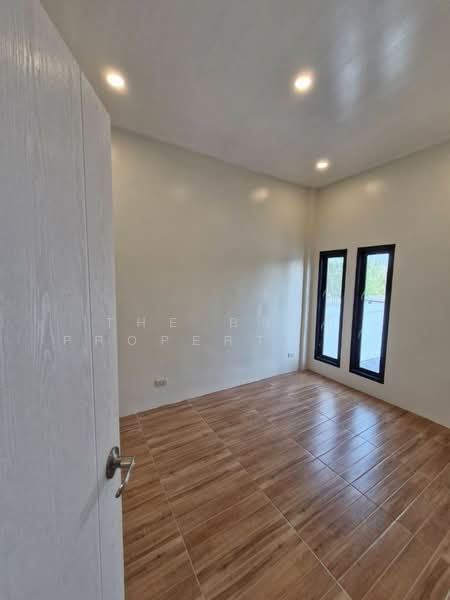 หมู่บ้านศุภฤกษ์ นครปฐม, Nakhon Pathom, Bo Phlap, Muang Nakhon Pathom, Nakhon Pathom, 2 Bedrooms, 120 sqm, Townhouse For Sale, by The Best Property  เอ็กซ์, 500192905 - DDproperty.com