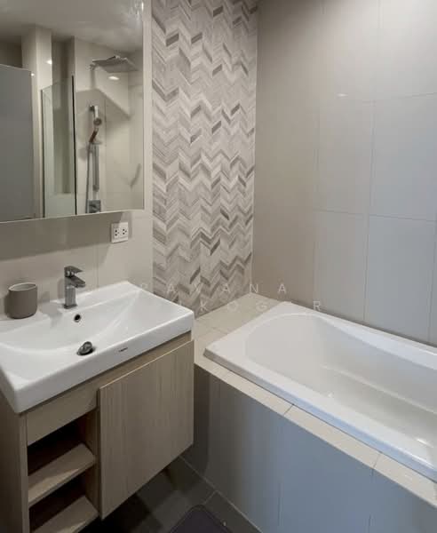 Oka Haus Sukhumvit 36, Bangkok, 3399 Rama 4 Road, Khong Tan, Khlong Toei, Bangkok, 1 Bedroom, 35 sqm, Condo For Rent, by Pavana Sirikogar, 500192934 - DDproperty.com