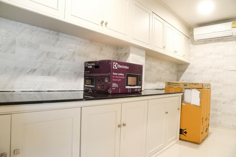 M Towers, Bangkok, Soi Sukhumvit 35, Khlong Tan Nua, Watthana, Bangkok, 2 Bedrooms, 150 sqm, Apartment For Rent, by Pavana Sirikogar, 500192948 - DDproperty.com