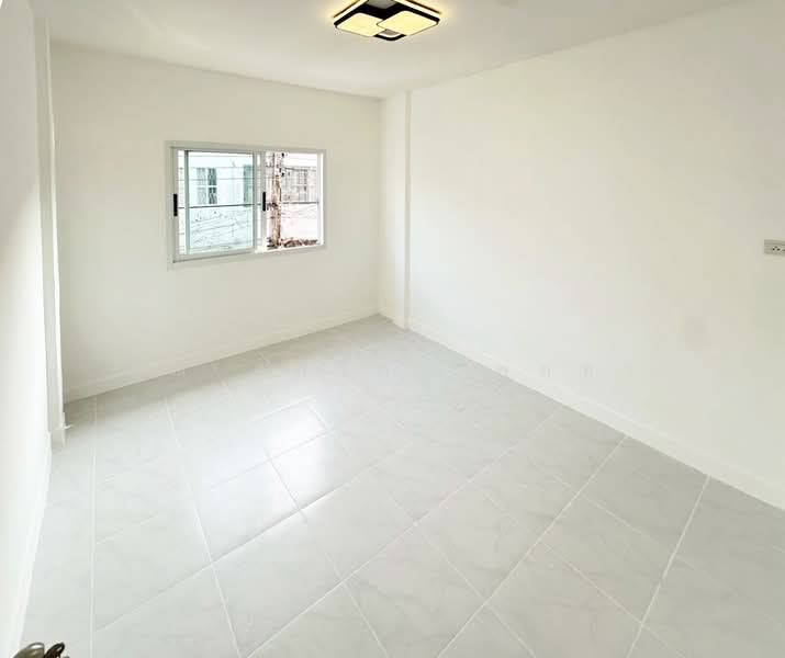 Wararak, Bangkok, Sam Wa Tawan Tok, Khlong Sam Wa, Bangkok, 4 Bedrooms, 120 sqm, Townhouse For Sale, by คุณ ศศิวิภา พูลทา, 500192952 - DDproperty.com