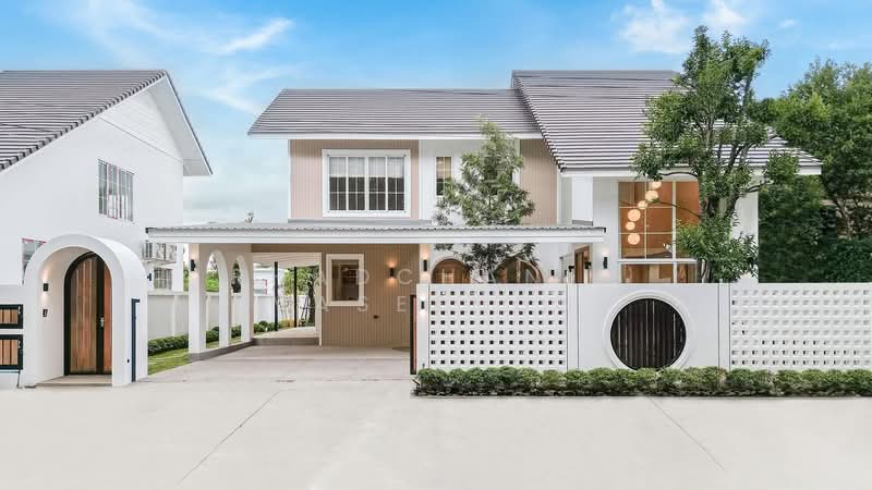 ให้เช่า - Pool Suite : พูล สวีท, เชียงใหม่