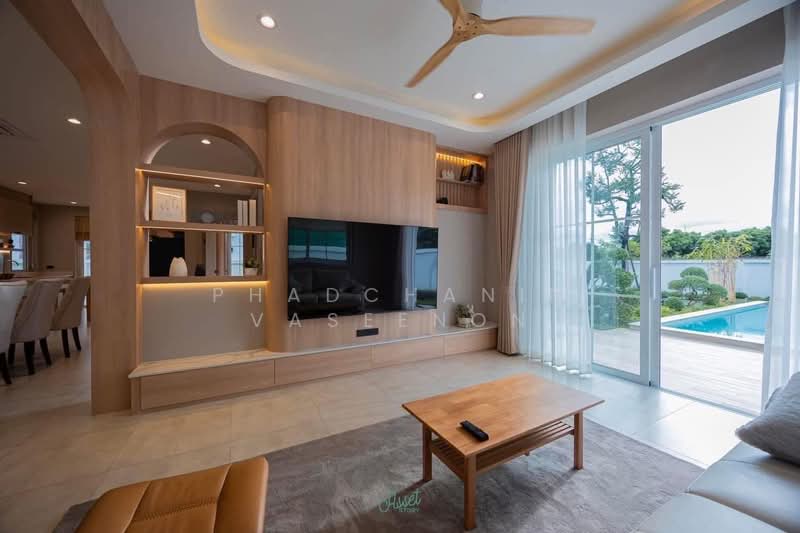 Pool Suite, Chiang Mai, Mae Hia, Muang Chiang Mai, Chiang Mai, 4 Bedrooms, 350 sqm, Single Detached House For Rent, by Phadchanin Vaseenon, 500192999 - DDproperty.com