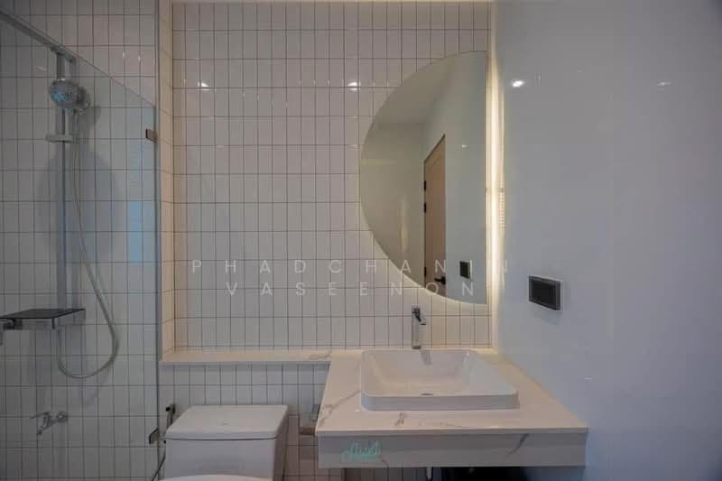 Pool Suite, Chiang Mai, Mae Hia, Muang Chiang Mai, Chiang Mai, 4 Bedrooms, 350 sqm, Single Detached House For Rent, by Phadchanin Vaseenon, 500192999 - DDproperty.com