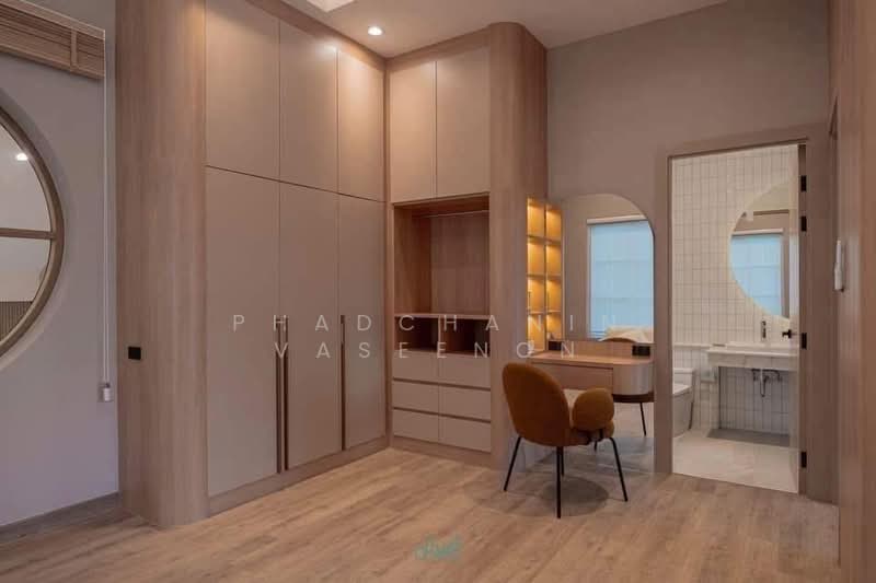 Pool Suite, Chiang Mai, Mae Hia, Muang Chiang Mai, Chiang Mai, 4 Bedrooms, 350 sqm, Single Detached House For Rent, by Phadchanin Vaseenon, 500192999 - DDproperty.com