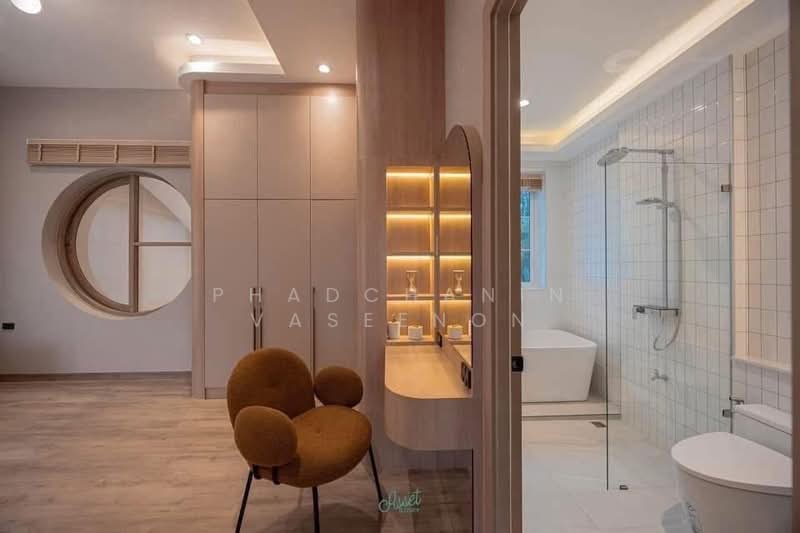 Pool Suite, Chiang Mai, Mae Hia, Muang Chiang Mai, Chiang Mai, 4 Bedrooms, 350 sqm, Single Detached House For Rent, by Phadchanin Vaseenon, 500192999 - DDproperty.com