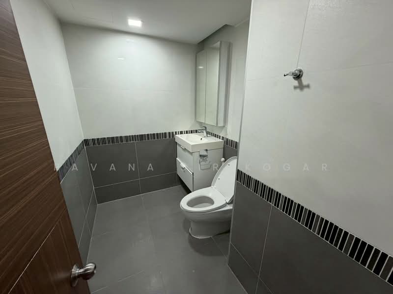 The Avenue Sukumvit 61, Bangkok, Sukhumvit 61, Khlong Tan Nua, Watthana, Bangkok, 3 Bedrooms, 190 sqm, Condo For Rent, by Pavana Sirikogar, 500193036 - DDproperty.com