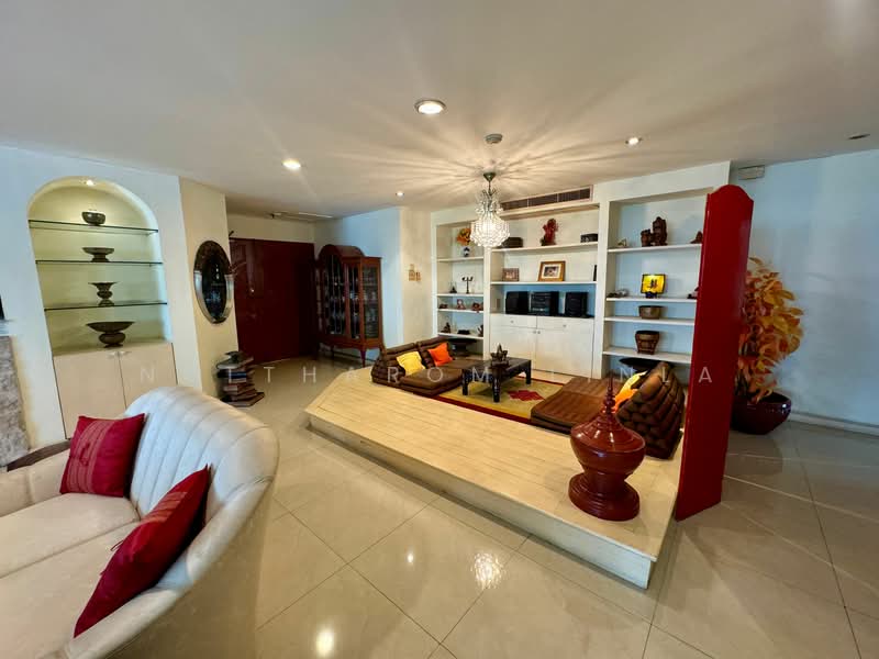 Fairview Tower, Bangkok, 40 Soi Sukhumvit 18, Khlong Toei, Khlong Toei, Bangkok, 3 Bedrooms, 257 sqm, Condo For Sale, by Nuttharom Linla , 500193051 - DDproperty.com