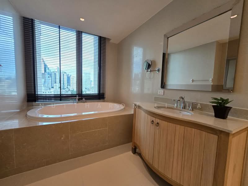 The Empire Place, Bangkok, 88 Narathiwatratchanakharin Road, Thung Maha Mek, Sathon, Bangkok, 3 Bedrooms, 157 sqm, Condo For Sale, by Nuttharom Linla , 500193060 - DDproperty.com