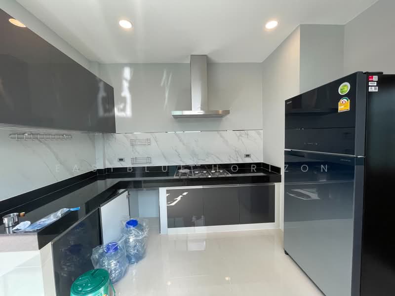 The Palazzo Pinklao, Bangkok, 55 Borommaratchachonnani Frontage Rd, Sala Thammasop, Thawi Watthana, Bangkok, 4 Bedrooms, 403 sqm, Single Detached House For Sale, by Eastblue Horizon, 500193091 - DDproperty.com