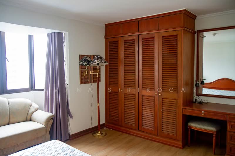 Omni Tower Sukhumvit Nana, Bangkok, 69 Sukhumvit 4 Alley, Khlong Toei, Khlong Toei, Bangkok, 2 Bedrooms, 70 sqm, Condo For Rent, by Pavana Sirikogar, 500193105 - DDproperty.com