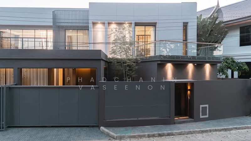 ฟลอร่าวิลล์, Chiang Mai, San Na Moeng, San Sai, Chiang Mai, 4 Bedrooms, 600 sqm, Single Detached House For Rent, by Phadchanin Vaseenon, 500193114 - DDproperty.com