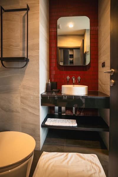 The Edge Sukhumvit 23, Bangkok, 6 Soi Sukhumvit 23, Khlongtoei Nua, Watthana, Bangkok, 1 Bedroom, 17 sqm, Condo For Rent, by Chavis Laismit, 500193147 - DDproperty.com