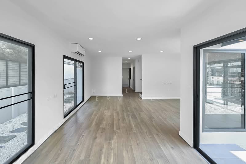 Pave Ramintra-Wongwaen, Bangkok, Soi Karnchanapisek Expressway, O-Ngoen, Sai Mai, Bangkok, 4 Bedrooms, 217 sqm, Single Detached House For Sale, by HOME Real Estate Service, 500193151 - DDproperty.com