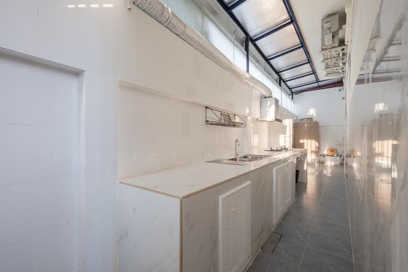 บดินทร์เอ็กซ์คลูซีพ ลาดพร้าว112, Bangkok, Lat Phrao, Lat Phrao, Bangkok, 7 Bedrooms, 600 sqm, Townhouse For Rent, by Correct Property, 500193161 - DDproperty.com