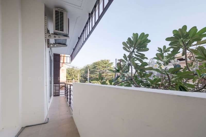 บดินทร์เอ็กซ์คลูซีพ ลาดพร้าว112, Bangkok, Lat Phrao, Lat Phrao, Bangkok, 7 Bedrooms, 600 sqm, Townhouse For Rent, by Correct Property, 500193161 - DDproperty.com