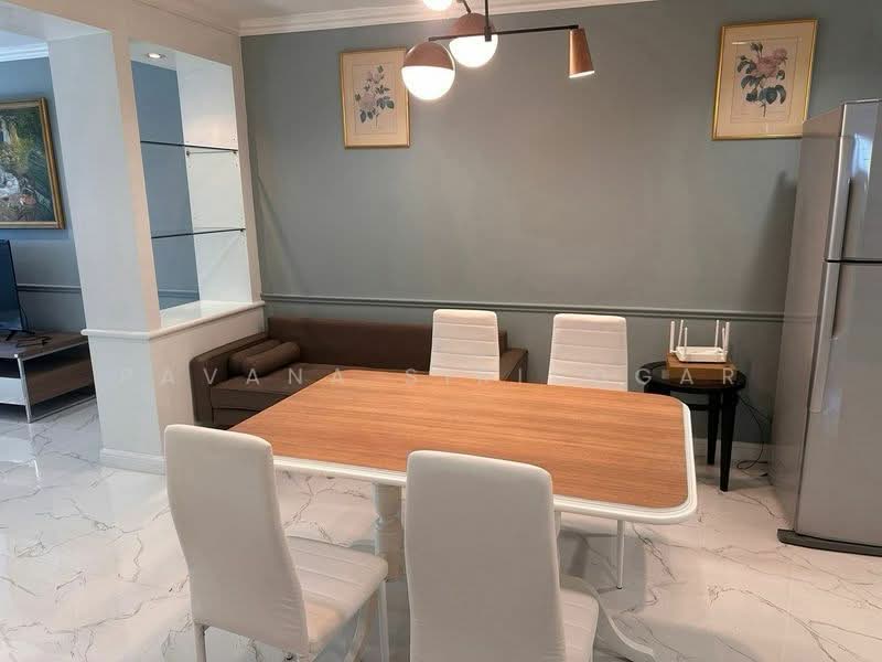 Baan Suanpetch, Bangkok, 18 Soi Sukhumvit 39, Khlong Tan Nua, Watthana, Bangkok, 3 Bedrooms, 133 sqm, Condo For Rent, by Pavana Sirikogar, 500193169 - DDproperty.com