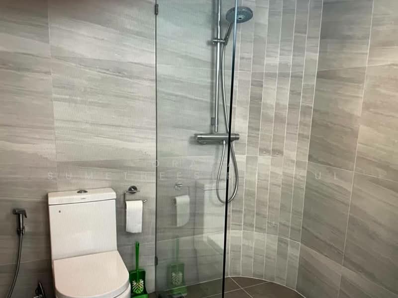 Regent On The Park 3, Bangkok, 185 Soi Sukhumvit 39 Sukhumvit Road, Khlong Tan Nua, Watthana, Bangkok, 3 Bedrooms, 236 sqm, Condo For Sale, by Orapa Sumetheesirisakul, 500193219 - DDproperty.com