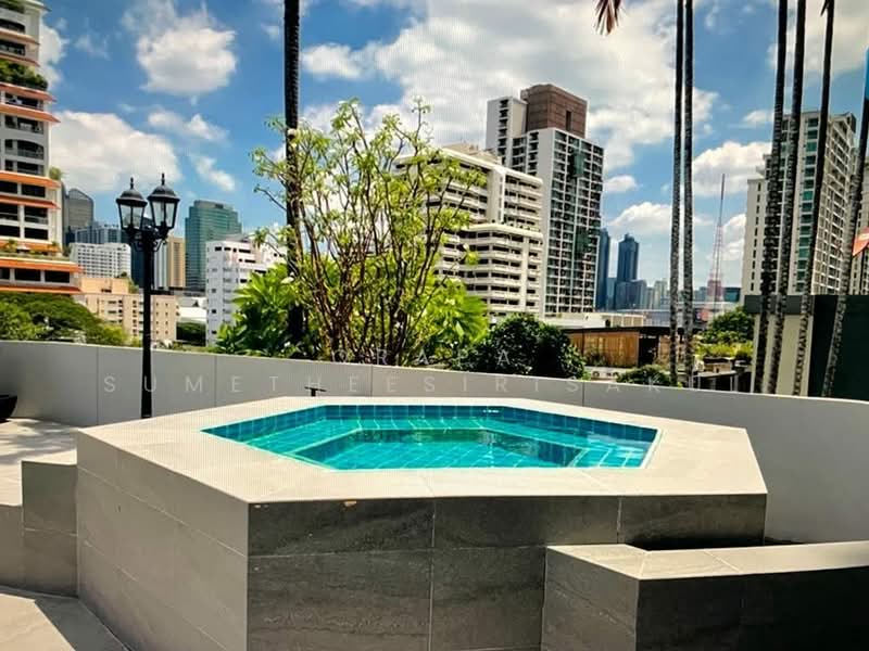 Regent On The Park 3, Bangkok, 185 Soi Sukhumvit 39 Sukhumvit Road, Khlong Tan Nua, Watthana, Bangkok, 3 Bedrooms, 236 sqm, Condo For Sale, by Orapa Sumetheesirisakul, 500193219 - DDproperty.com