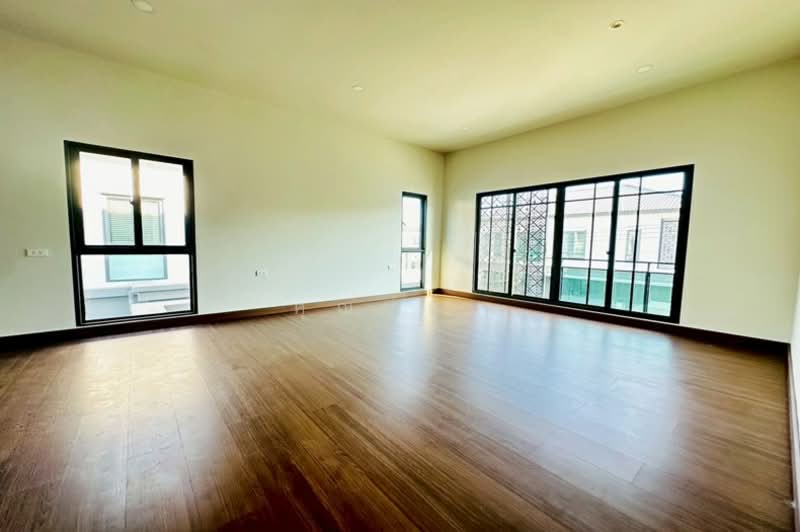 Grand Britania Rama 9-Krungthep Kreetha : แกรนด์ บริทาเนีย พระราม 9-กรุงเทพกรีฑา, กรุงเทพ, ถนนพัฒนาชนบท 3, คลองสองต้นนุ่น, ลาดกระบัง, กรุงเทพ, 185 ตร.ม., บ้านเดี่ยว ขาย, โดย คุณปอย, 500193221 - DDproperty.com