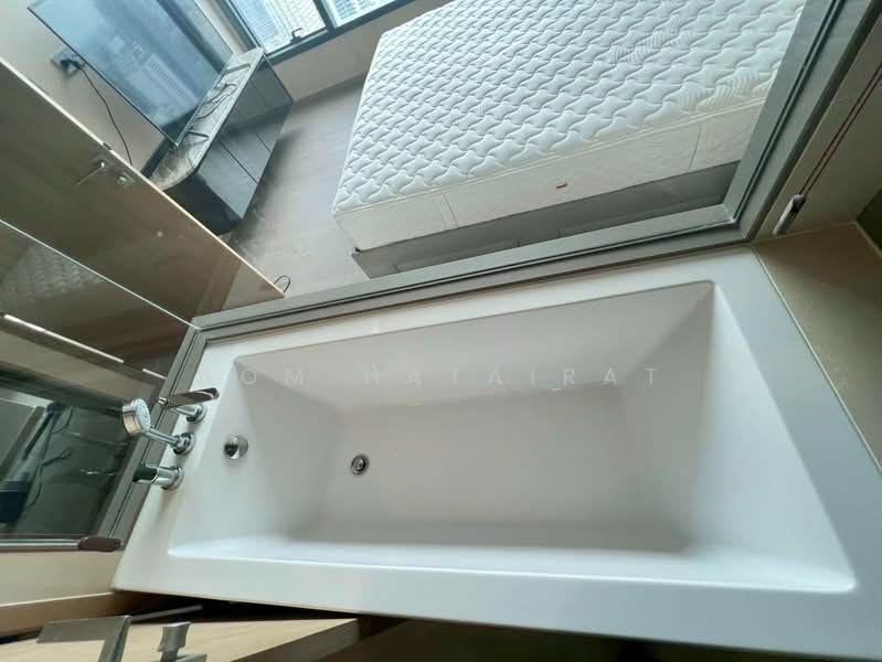 The Esse Asoke, bangkok, 333 Soi Sukhumvit 21, Sukhumvit Road, Khlongtoei Nua, Watthana, Bangkok, 1 Bedroom, 46 sqm, Condo For Rent, by Aom Hatairat, 500193236 - DDproperty.com