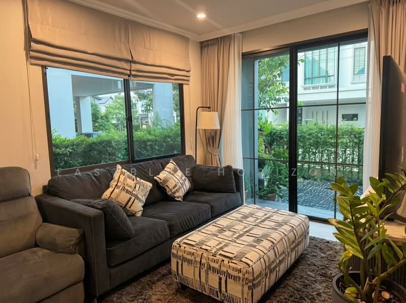 Saransiri Ramkhamhaeng, Bangkok, Khlong Song Ton Nun, Lat Krabang, Bangkok, 3 Bedrooms, 158 sqm, Single Detached House For Sale, by Eastblue Horizon, 500193242 - DDproperty.com