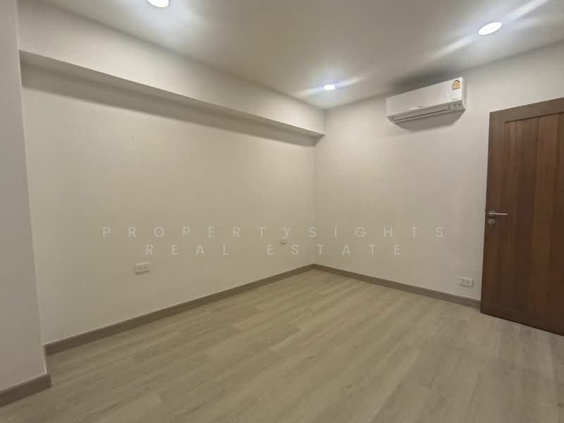 Royal Castle Sukhumvit : รอยัล คาสเซอร์ สุขุมวิท, กรุงเทพ, 30 ซอยสุขุมวิท 39, คลองเตยเหนือ, วัฒนา, กรุงเทพ, 190 ตร.ม., คอนโด ให้เช่า, โดย PROPERTYSIGHTS REAL ESTATE, 500193301 - DDproperty.com