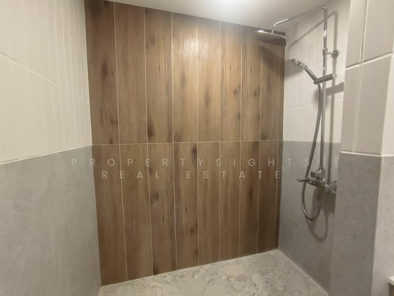 Royal Castle Sukhumvit, Bangkok, 30 Soi Sukhumvit 39, Khlongtoei Nua, Watthana, Bangkok, 3 Bedrooms, 190 sqm, Condo For Rent, by PROPERTYSIGHTS REAL ESTATE, 500193301 - DDproperty.com