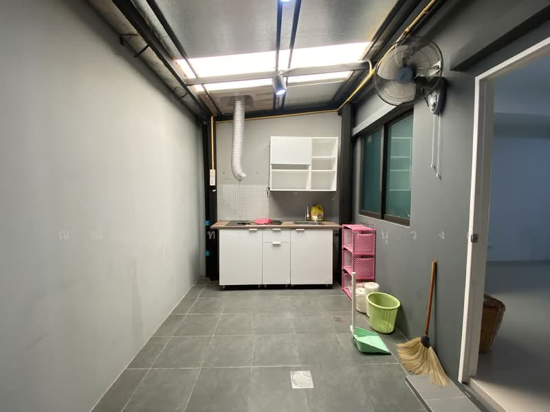 Pleno Rama 9 – Krungthep Kreetha 2, Bangkok, Soi Kanchanaphisek 25 Yeak 1, Saphan Sung, Saphan Sung, Bangkok, 3 Bedrooms, 92 sqm, Townhouse For Sale, by ณณัฐ ภัทรจินดานุวงศ์, 500193313 - DDproperty.com