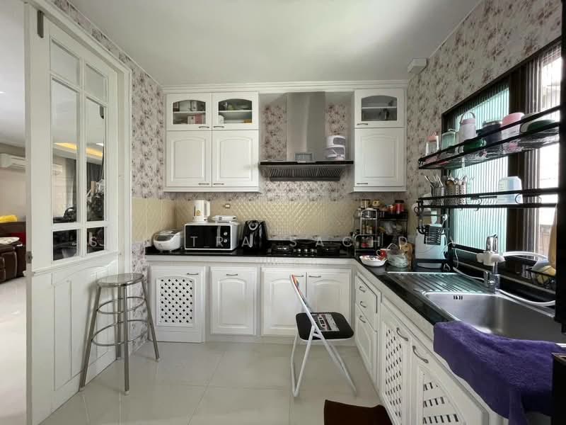 The Plant Estique Pattanakarn 38, Bangkok, Soi Pattanakarn 38, Suan Luang, Suan Luang, Bangkok, 3 Bedrooms, 145 sqm, Single Detached House For Rent, by Sunitra Sachdev, 500193319 - DDproperty.com