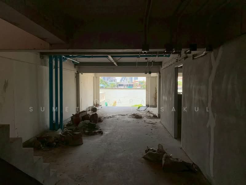 บ้าน 10-ห้องนอน, กรุงเทพ, ยานนาวา, สาทร, กรุงเทพ, 1,000 ตร.ม., บ้านเดี่ยว ขาย, โดย Orapa Sumetheesirisakul, 500193325 - DDproperty.com