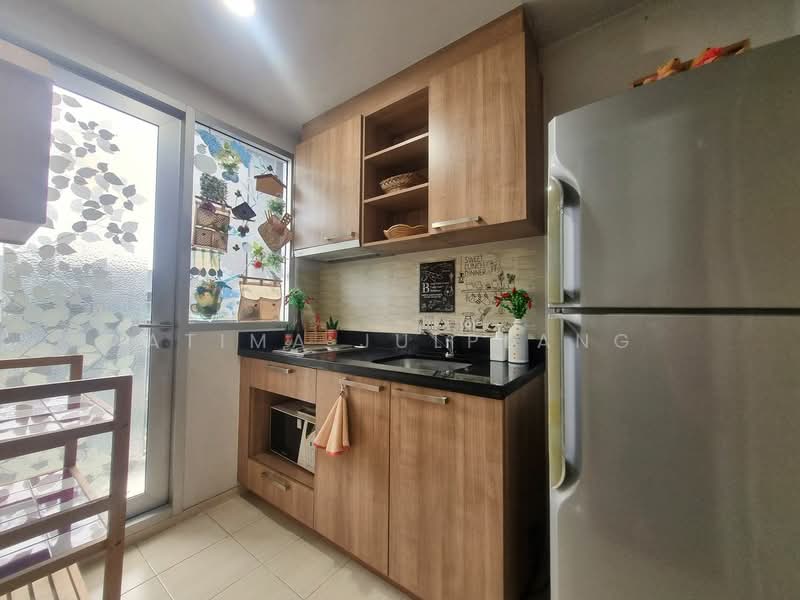 HIVE Taksin, Bangkok, 18 1 Soi, Khlong Ton Sai, Khlong San, Bangkok, 2 Bedrooms, 67 sqm, Condo For Sale, by Atima Julplang, 500193327 - DDproperty.com