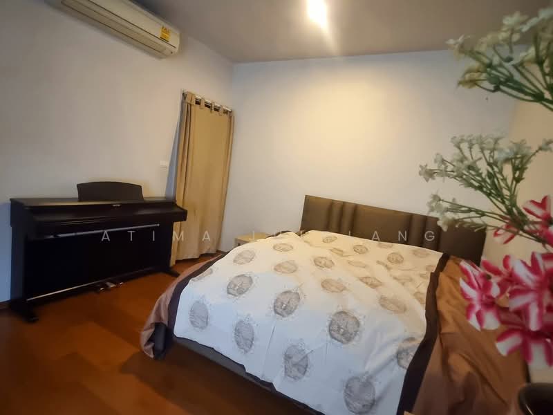 HIVE Taksin, Bangkok, 18 1 Soi, Khlong Ton Sai, Khlong San, Bangkok, 2 Bedrooms, 67 sqm, Condo For Sale, by Atima Julplang, 500193327 - DDproperty.com