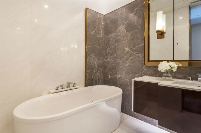 Sindhorn Tonson, Bangkok, 89 Soi Tonson Sarasin Road, Lumphini, Pathum Wan, Bangkok, 1 Bedroom, 87 sqm, Condo For Rent, by Atima Julplang, 500193332 - DDproperty.com