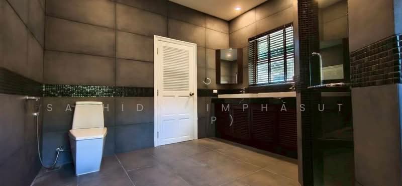 Grand 5-Bedroom Private Oasis Near Mabprachan Lake, ชลบุรี, 19 Pong 13, Tambon Pong, Amphoe Bang Lamung, Chang Wat Chon Buri 20150, Thailand, โป่ง, บางละมุง, ชลบุรี, 300 ตร.ม., บ้านเดี่ยว ขาย, โดย Sathida Limphasut (App), 500193368 - DDproperty.com